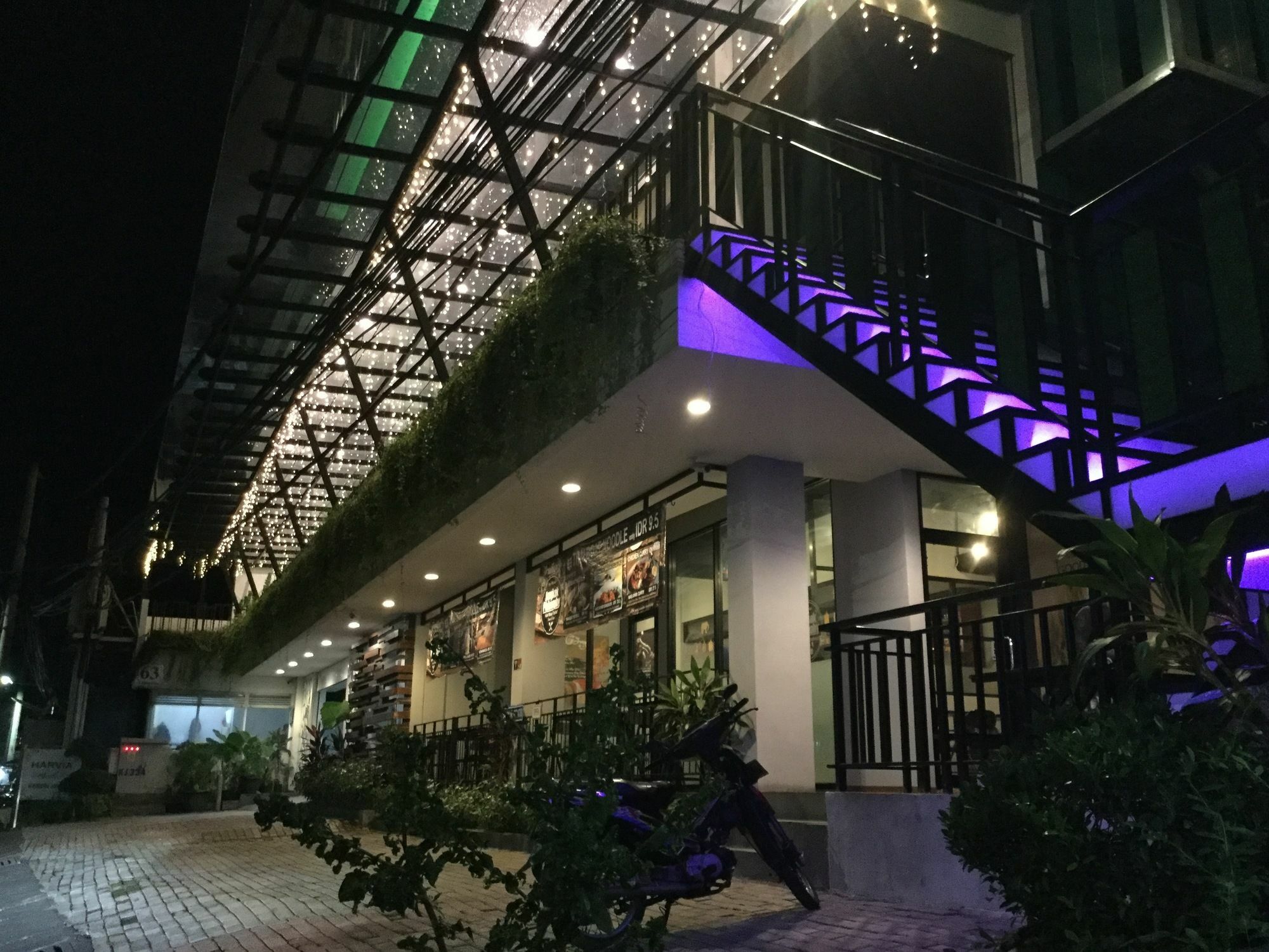 Harvia Suites Kebon Jeruk ジャカルタ エクステリア 写真